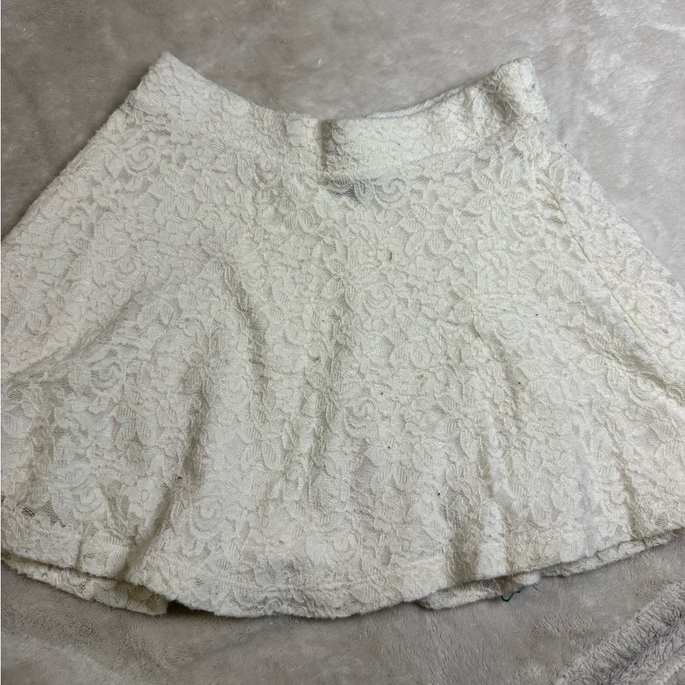 Forever 21 lace skirt